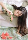 亚洲狂操美女小穴